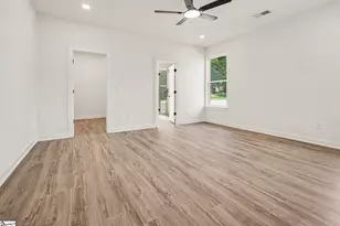 204 Liberty Dr, Easley, SC 29640 - Photo 14