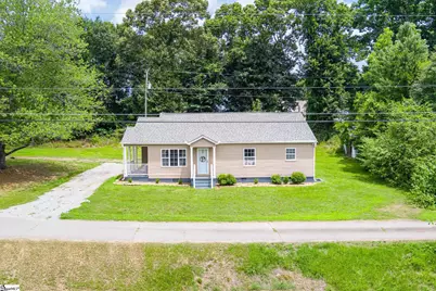 115 Clover Street, Liberty, SC 29657 - Photo 2