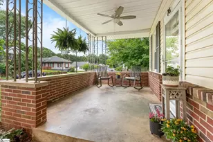 76 Lawrence St, Lyman, SC 29365 - Photo 2