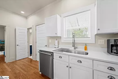 26 W 5th Street, Greenville, SC 29611 - Photo 14