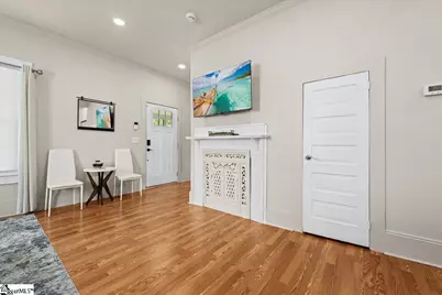 26 W 5th Street, Greenville, SC 29611 - Photo 8