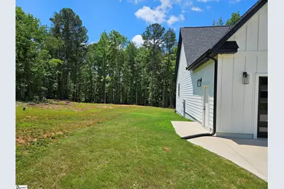 4220 N Blue Ridge Drive, Greer, SC 29651 - Photo 6