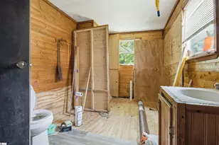 1432 Blackstock Rd, Pauline, SC 29374 - Photo 16