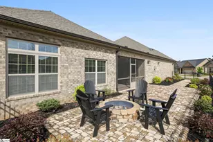 828 Vita Dr, Greer, SC 29650 - Photo 4