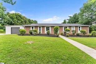 107 Carriage Ln, Simpsonville, SC 29681 - Photo 1