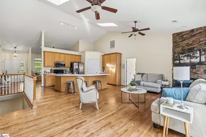 138 Yacht Drive, Laurens, SC 29360 - Photo 6