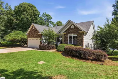 138 Yacht Drive, Laurens, SC 29360 - Photo 1