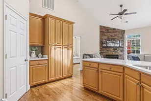 138 Yacht Dr, Laurens, SC 29360 - Photo 8