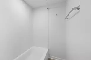 52 Hutchins St, Greenville, SC 29605 - Photo 14