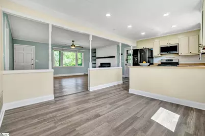 209 Hickory Drive, Easley, SC 29642 - Photo 12