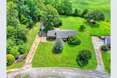 209 Hickory Drive, Easley, SC 29642 - Photo 36