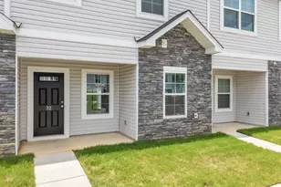 32 English Ct, Simpsonville, SC 29681 - Photo 2
