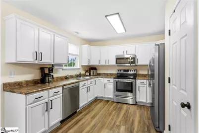 102 Lochenshire Place, Belton, SC 29627 - Photo 6