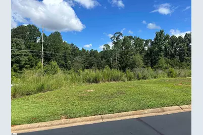304 Chafford Court, Simpsonville, SC 29681 - Photo 2
