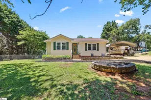 229 Norman Dr, Easley, SC 29640 - Photo 2