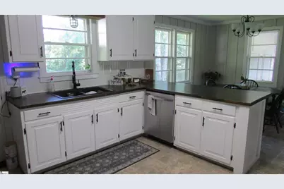 1071 Bethel Church Road, Laurens, SC 29360 - Photo 8