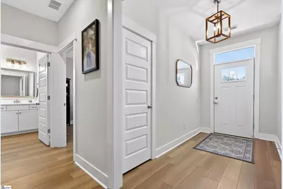 109 Woodcross Drive, Simpsonville, SC 29681 - Photo 2
