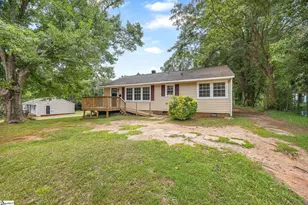 105 Whitener Ave, Spartanburg, SC 29306 - Photo 2