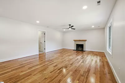 70 E Main Street, Inman, SC 29349 - Photo 4