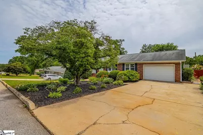 304 Del Norte Road, Greenville, SC 29615 - Photo 2