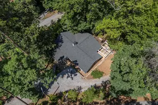 415 E Lakeshore Dr, Landrum, SC 29356 - Photo 48