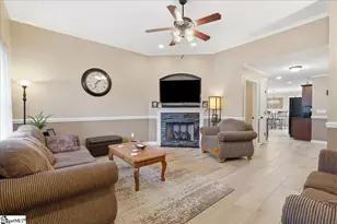414 Aniken Cir, Boiling Springs, SC 29316 - Photo 4