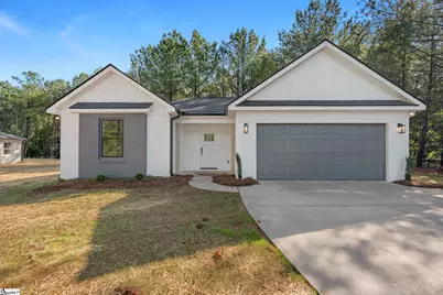 410 N Palmetto Street, Liberty, SC 29657 - Photo 1
