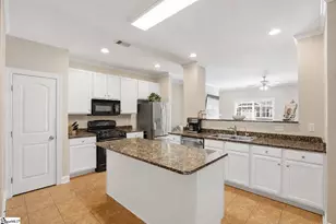 211 Louisville Dr, Greenville, SC 29607 - Photo 6