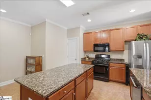 211 Louisville Dr, Greenville, SC 29607 - Photo 8