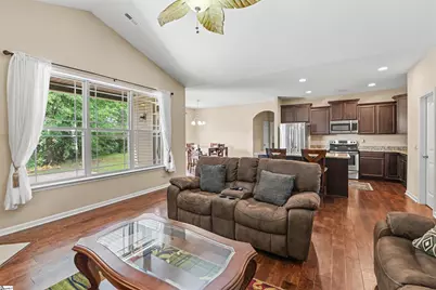 119 Colewood Place, Simpsonville, SC 29681 - Photo 10