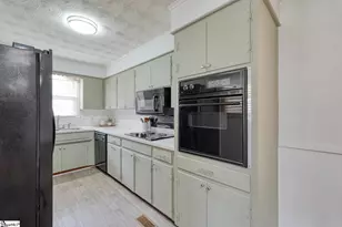 1291 Montview St, Spartanburg, SC 29307 - Photo 14