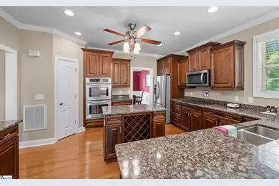 103 Country Club Drive, Laurens, SC 29360 - Photo 10