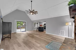 127 White Oak Dr, Easley, SC 29642 - Photo 6