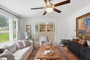 902 E Lee Rd, Taylors, SC 29687 - Photo 12