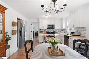 902 E Lee Rd, Taylors, SC 29687 - Photo 6