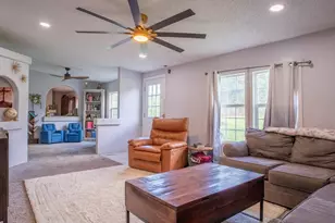 13869 S Hwy 101, Gray Court, SC 29645 - Photo 4