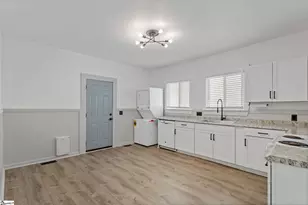 5 Conyers St, Greenville, SC 29609 - Photo 12