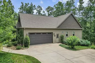 221 Morning View Dr, Landrum, SC 29356 - Photo 2
