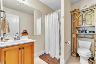 121 Belle Oaks Dr, Simpsonville, SC 29680 - Photo 32