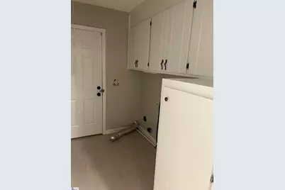 25 Oakwood Drive, Greenville, SC 29609 - Photo 6