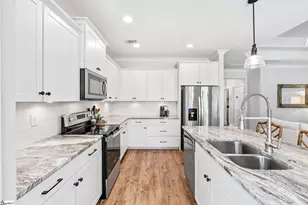 556 Backacre Ct, Greer, SC 29651 - Photo 8