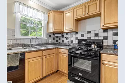 246 Holly Drive, Spartanburg, SC 29301 - Photo 12