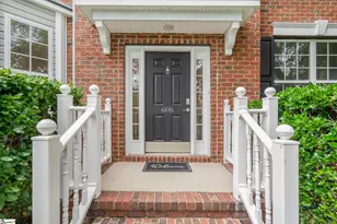 606 Heathercrest Ct, Simpsonville, SC 29681 - Photo 2