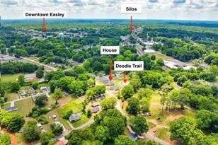 505 W D Ave, Easley, SC 29640 - Photo 2
