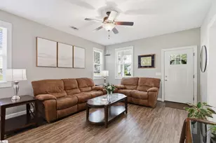 505 W D Ave, Easley, SC 29640 - Photo 4