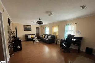 300 Baldwin St, Honea Path, SC 29654 - Photo 12