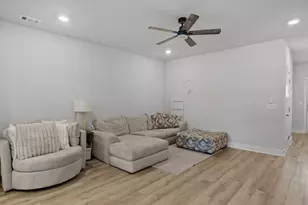 1553 Rivermeade Dr, Moore, SC 29349 - Photo 4