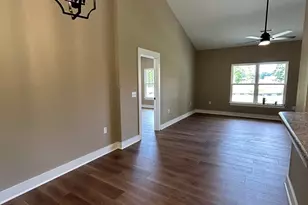 147 Stevenson Dr, Belton, SC 29627 - Photo 10