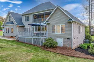 127 Warren Dr, Easley, SC 29640 - Photo 6