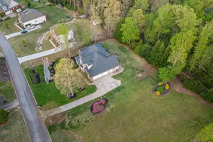 127 Warren Dr, Easley, SC 29640 - Photo 46